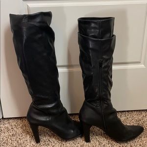 Shoe Dazzle Black Heeled Boots